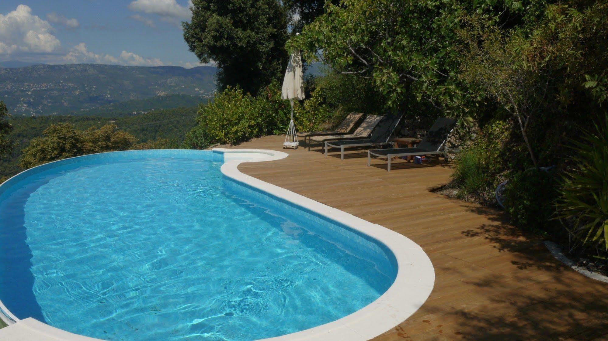 La Vela Peille